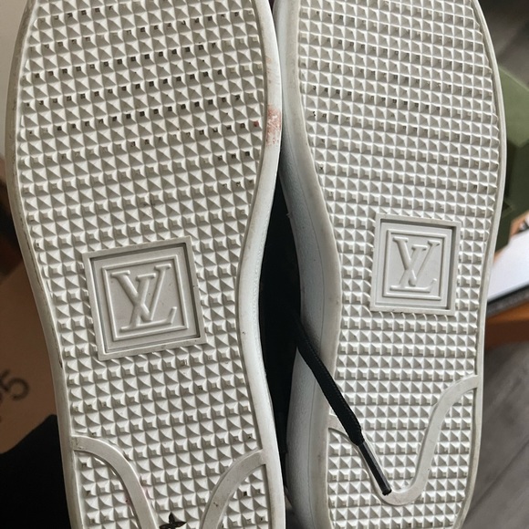 Only wore once ! Authentic - Picture 6 of 6